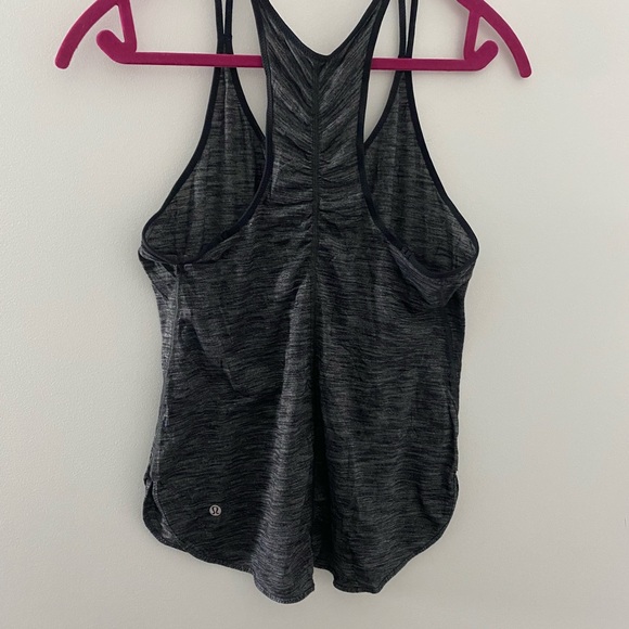 Lululemon Razorback Tank - Picture 2 of 3